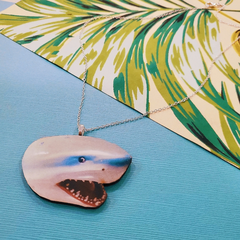 Shark Attack Necklace 🦈
